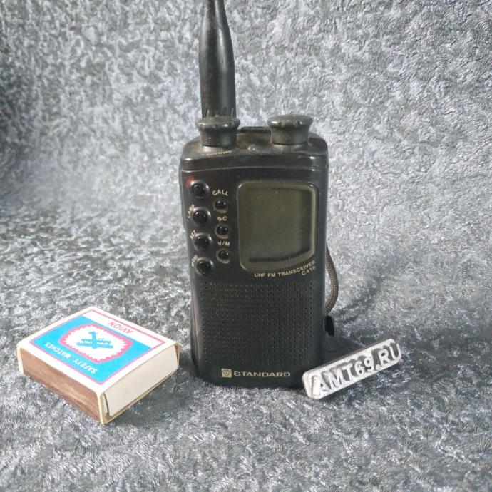 Ультракомпактная японская радиостанция Standard C410 UHF FM Transceiver