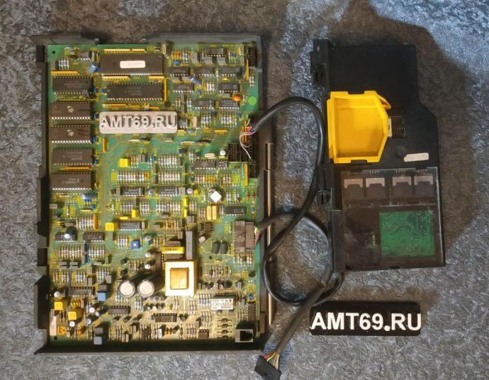 Материнская плата и блок картридера таксофона Ascom GNT-807 изнутри