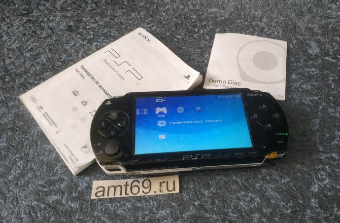 Игровая консоль SONY PSP в коллекии музея amt69.ru