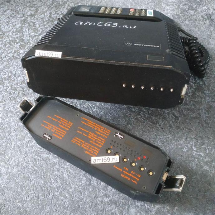 Снятый никель-кадмиевый аккумулятор BU6005 12V телефона Motorola MCR 4800 XL
