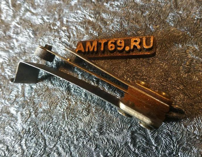 Контактная группа охранной сигнализации (датчик отрыва от стены) таксофона АМТ-69 СССР