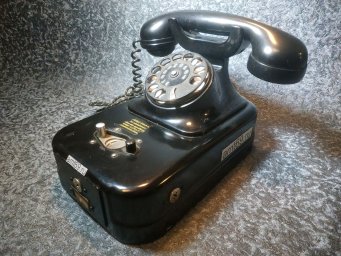 Немецкий таксофон TiM&uuml; 33 (Германия, 1939 г.)